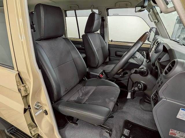 LANDCRUISER 70