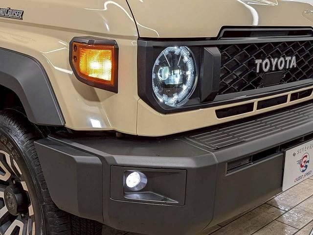 LANDCRUISER 70