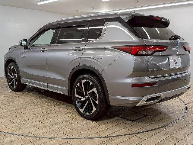 OUTLANDER PHEV