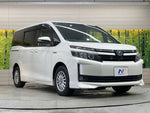 VOXY HYBRID