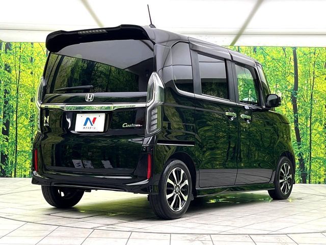 N BOX CUSTOM