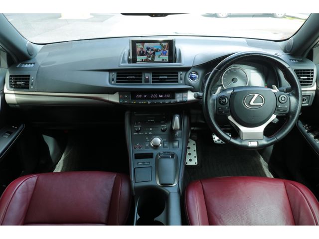LEXUS CT200h