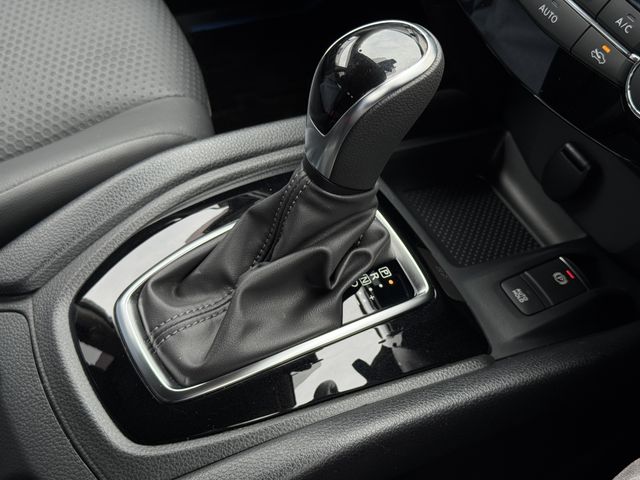 X-TRAIL HYBRID 2WD