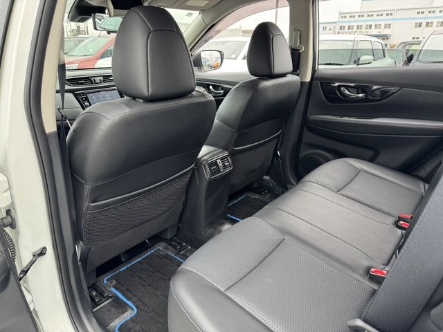 X-TRAIL HYBRID 2WD