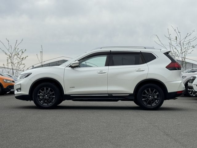 X-TRAIL HYBRID 2WD