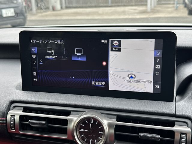 LEXUS IS300