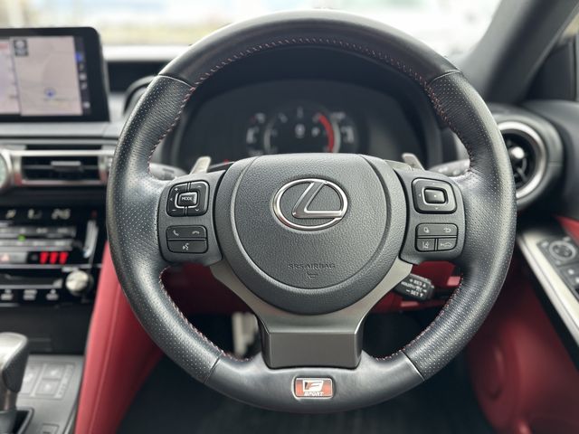 LEXUS IS300