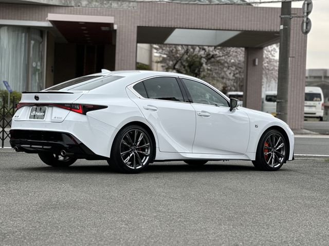 LEXUS IS300
