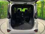 VOXY HYBRID 4WD