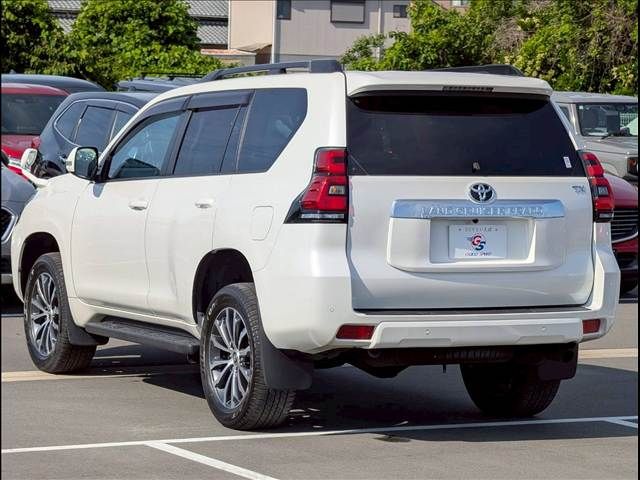 LANDCRUISER PRADO
