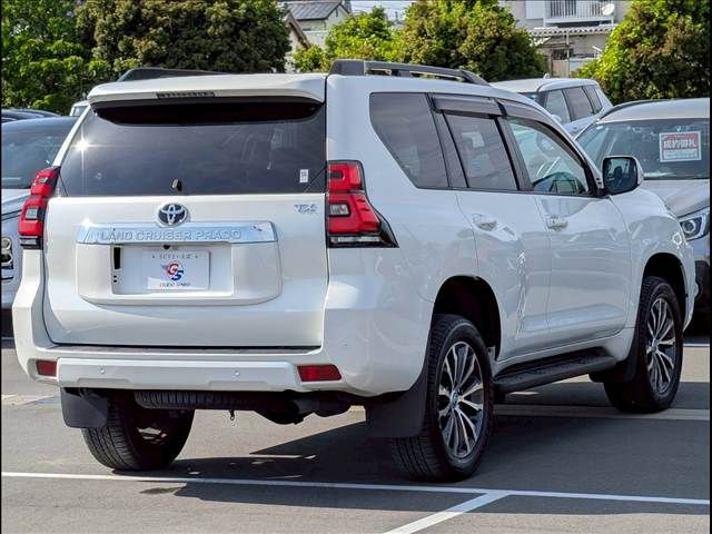 LANDCRUISER PRADO