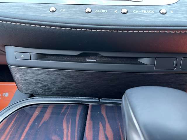 LEXUS LS500
