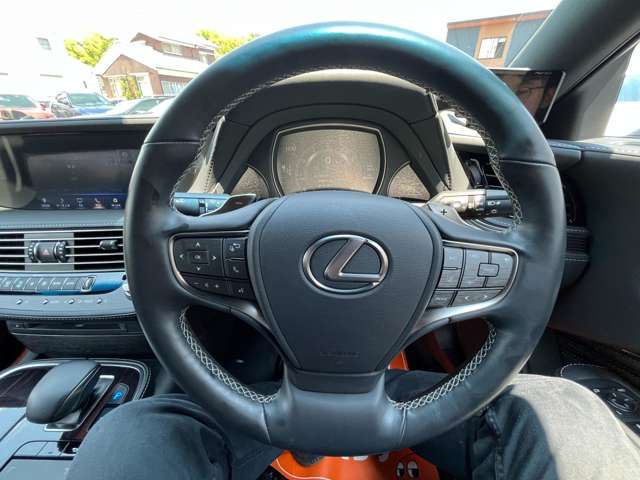 LEXUS LS500