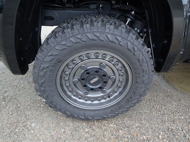 TANDORA 4WD