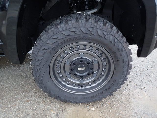 TANDORA 4WD