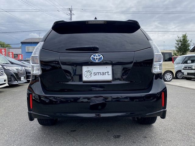 PRIUS Alpha