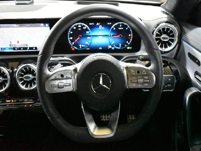 MERCEDES BENZ CLA class