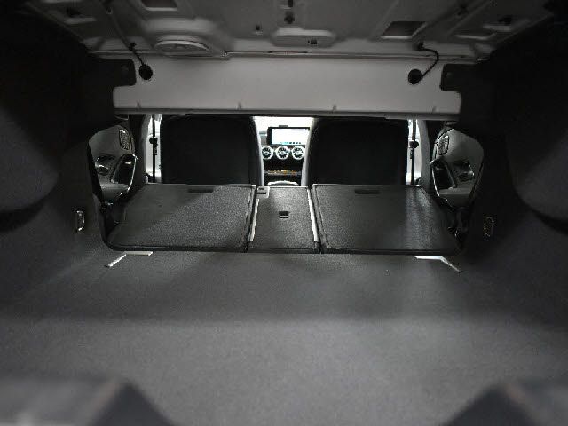 MERCEDES BENZ CLA class