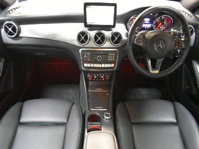 MERCEDES BENZ GLA class