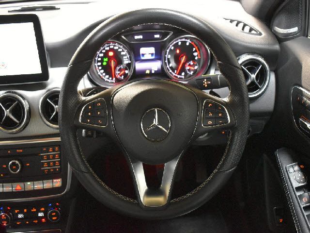MERCEDES BENZ GLA class
