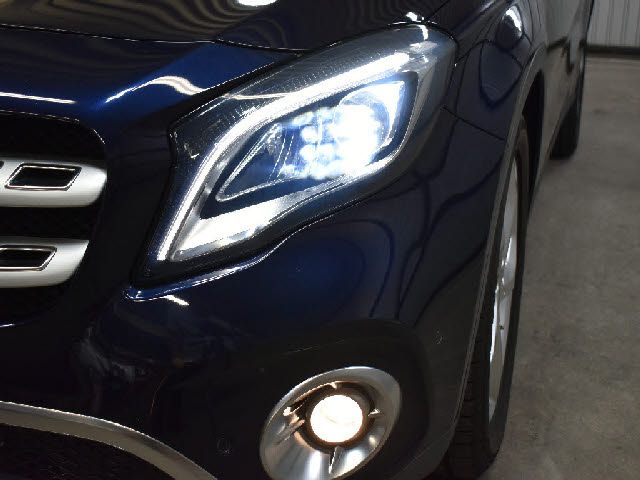 MERCEDES BENZ GLA class
