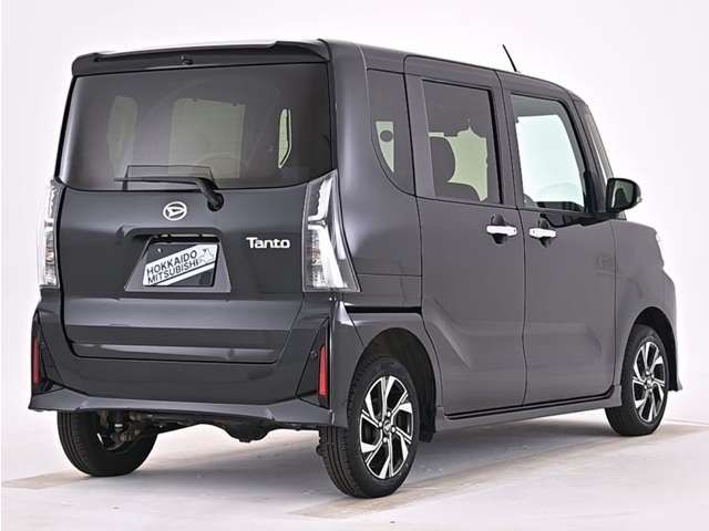 TANTO CUSTOM 4WD