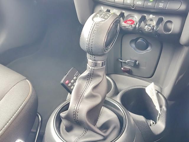 MINI COOPER D
