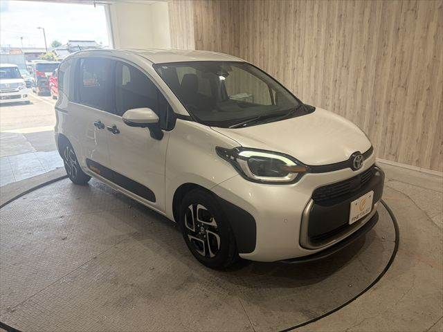 SIENTA HYBRID