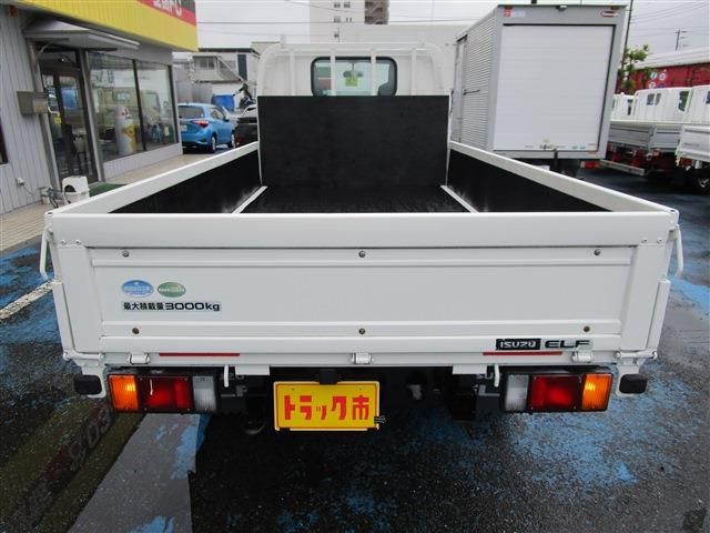 エルフ