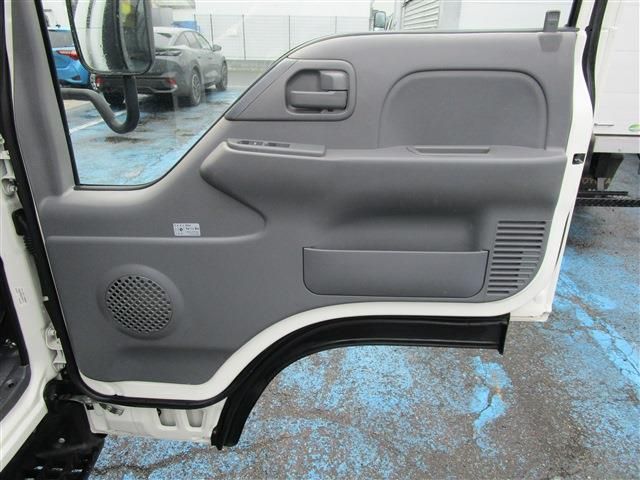 エルフ