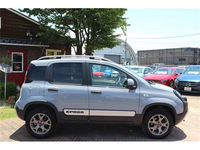 FIAT PANDA CROSS