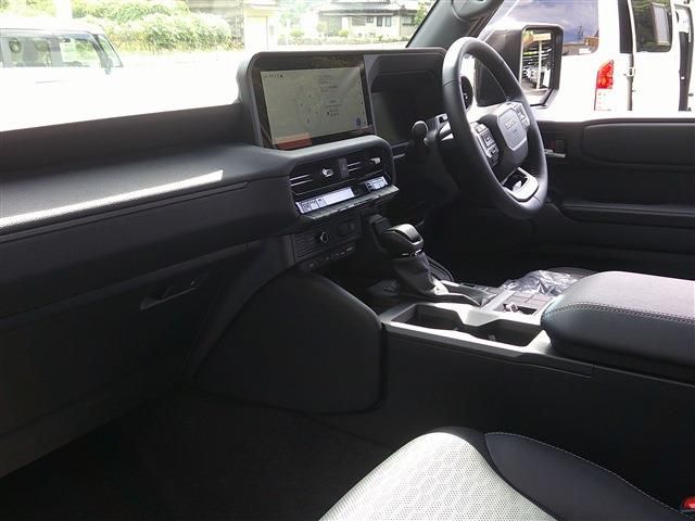 HIACE van 4WD