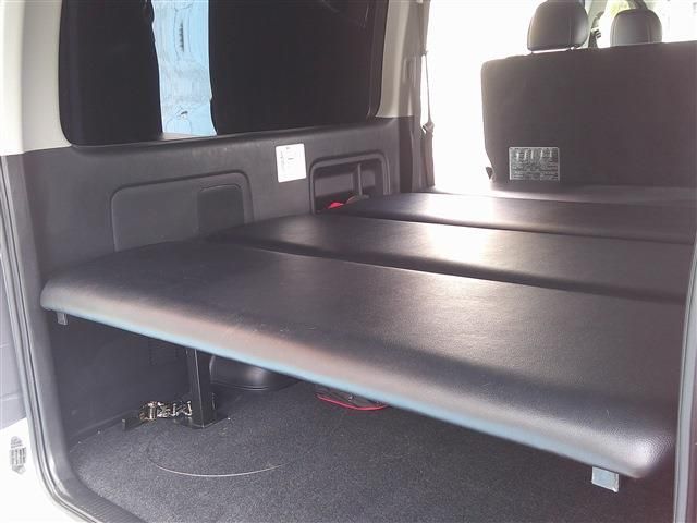 HIACE van 4WD