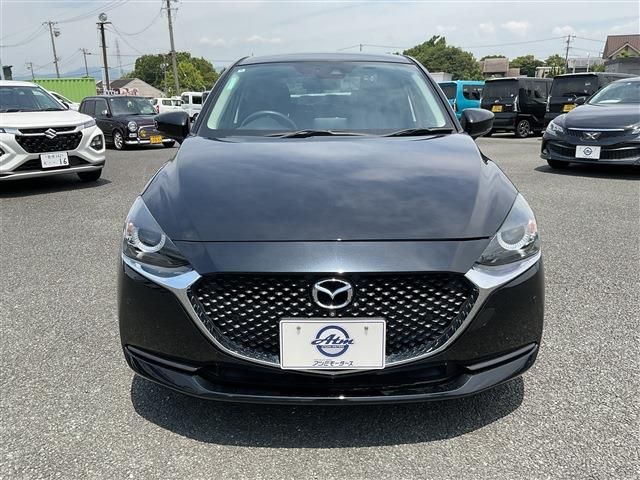 MAZDA2