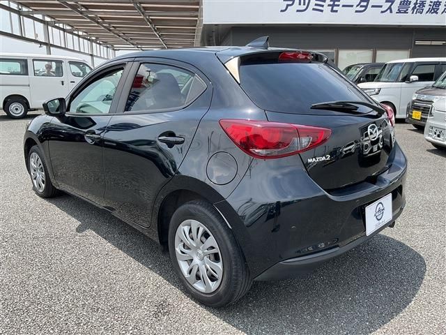 MAZDA2