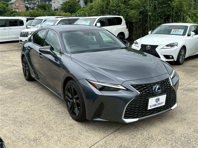 LEXUS IS300h