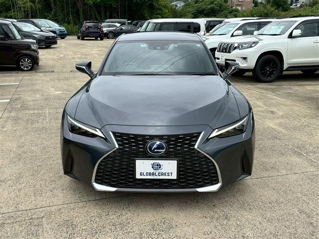 LEXUS IS300h