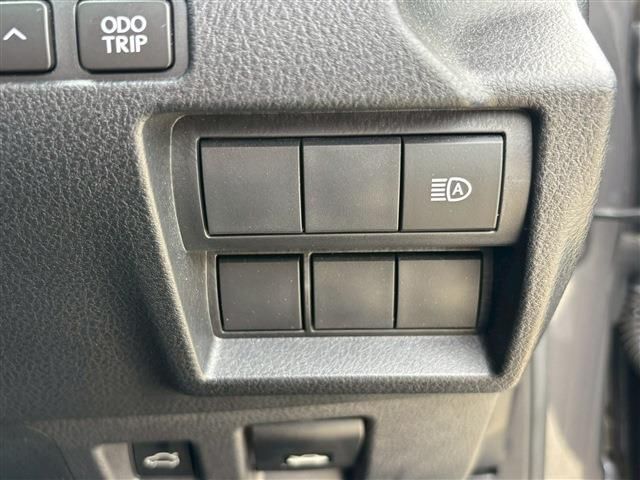 LEXUS IS300h