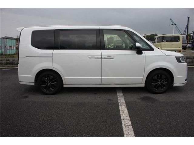 STEPWAGON SPADA 4WD