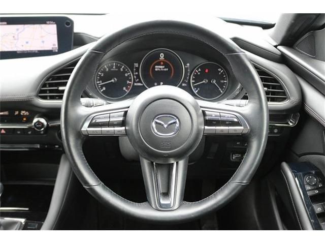 MAZDA3 FASTBACK