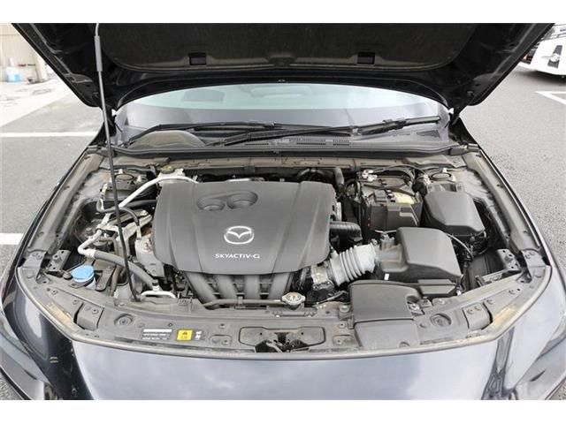 MAZDA3 FASTBACK