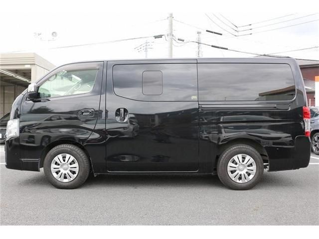 CARAVAN van 2WD
