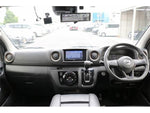 CARAVAN van 2WD