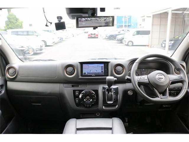 CARAVAN van 2WD