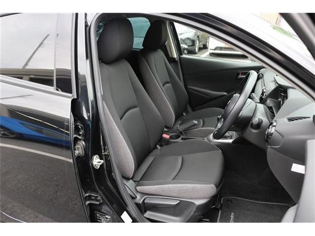 MAZDA2