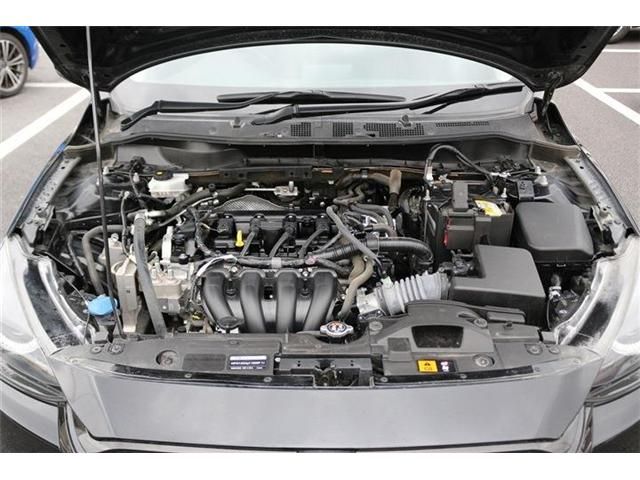 MAZDA2