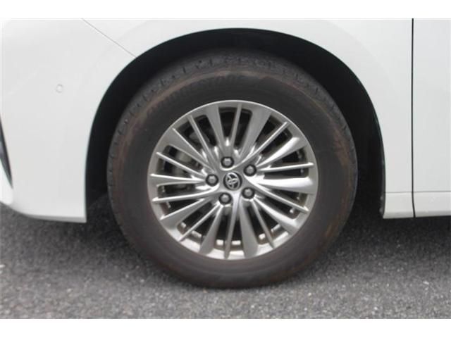 ALPHARD hybrid 4WD