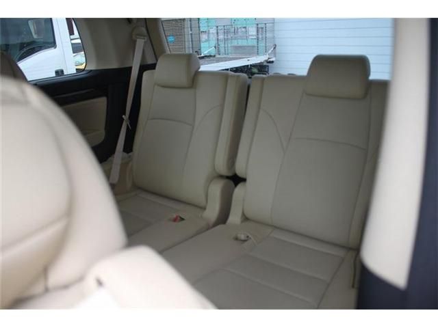 ALPHARD hybrid 4WD
