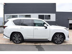 LEXUS LX600