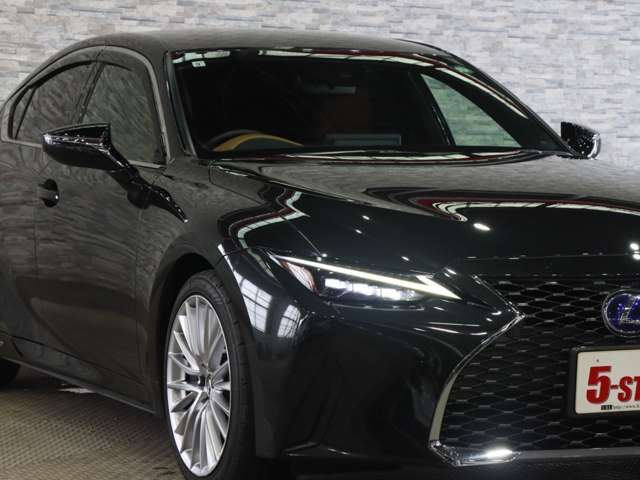 LEXUS IS300h